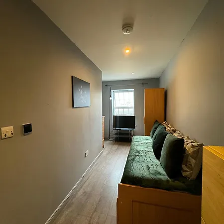2 Bedroom Flat In Euston 2 Mins Away From Station, No Lift London Exterior photo
